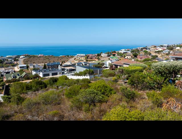 1,198M² VACANT LAND FOR SALE IN DANA BAY
